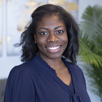 Dr. Udoka Holinbeck